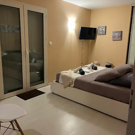 D Hotes Anani Cosson Alex Bed and breakfast 3*