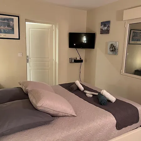 Bed and breakfast D Hotes Anani Cosson Alex 3*